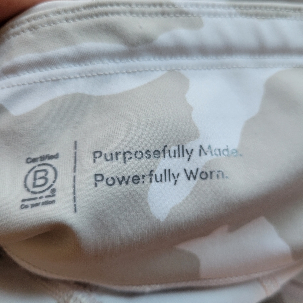 Athleta Camo 7/8 Tight Leggings Small - Picture 2 of 9